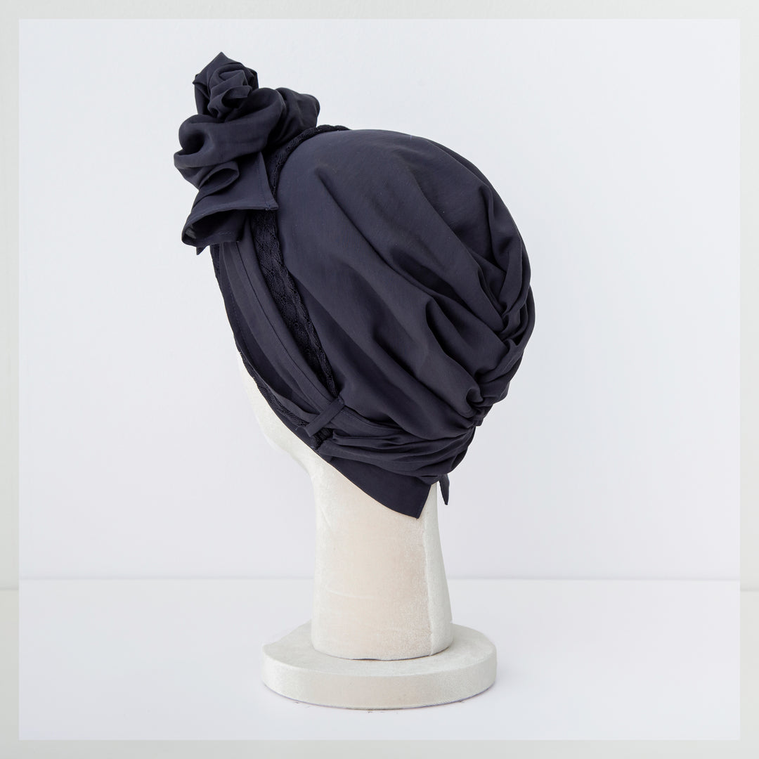 BAREN SCARF HAT KnitLace ネイビー ¥18,600 SCARF HAT (Size S