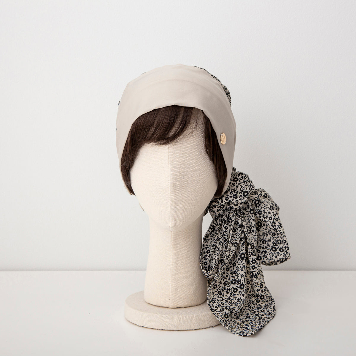 SCARF HAT / Small Flower-Beige