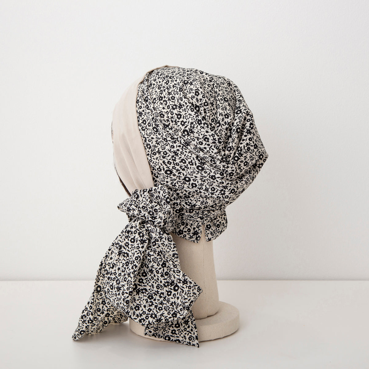 SCARF HAT / Small Flower-Beige