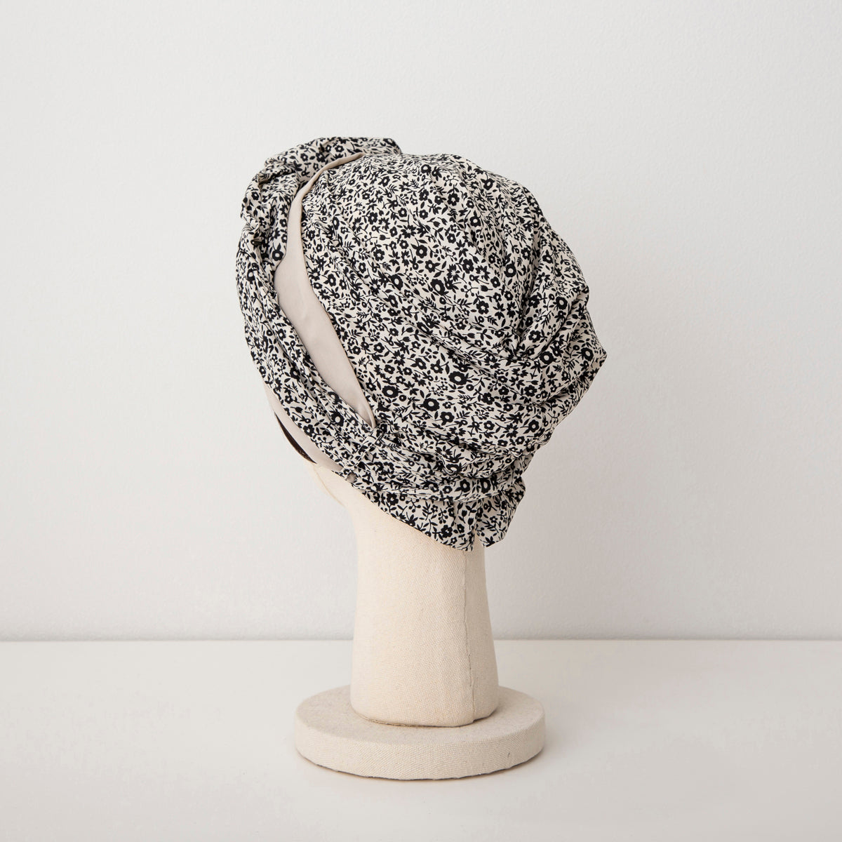 SCARF HAT / Small Flower-Beige