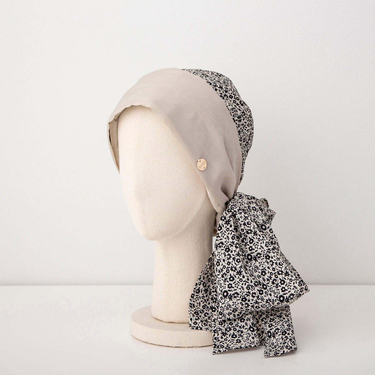 SCARF HAT / Small Flower-Beige